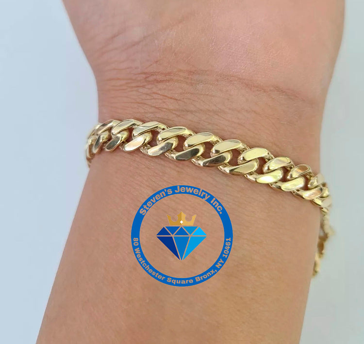 "Elevate Your Style with 14k Gold Bracelets – Cuban, Miami Cuban, Figaro, Rope & Monaco in Yellow, White, and Rose Gold – Shop Now and Shine with Elegance!"