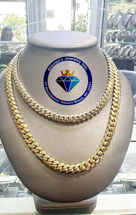"Miami Cuban Link Chain in 14K Yellow Gold 7.9mm - A Bold Fashion Statement"