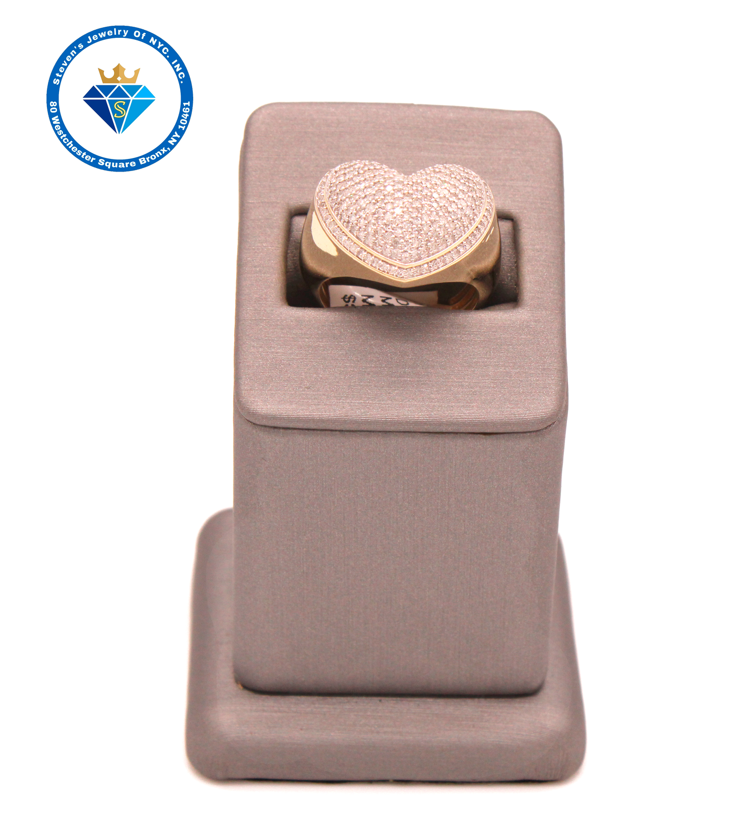 "Golden Heartbeat: 14K Yellow Gold Ring with Dazzling diamonds Gemstones"