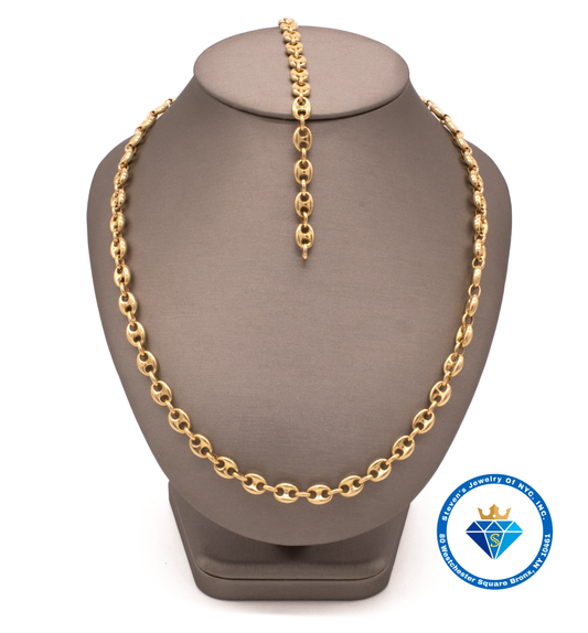 "Luxury Link Chain in 14K Yellow Gold - A Fashion-Forward Statement"